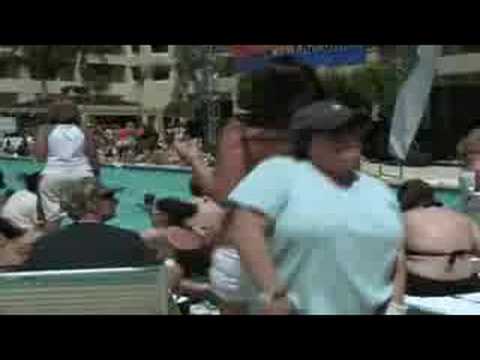 Busty Babes Dancing at Pool Party - YouTube