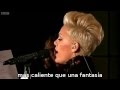Pink Girl On Fire live Subtitulado