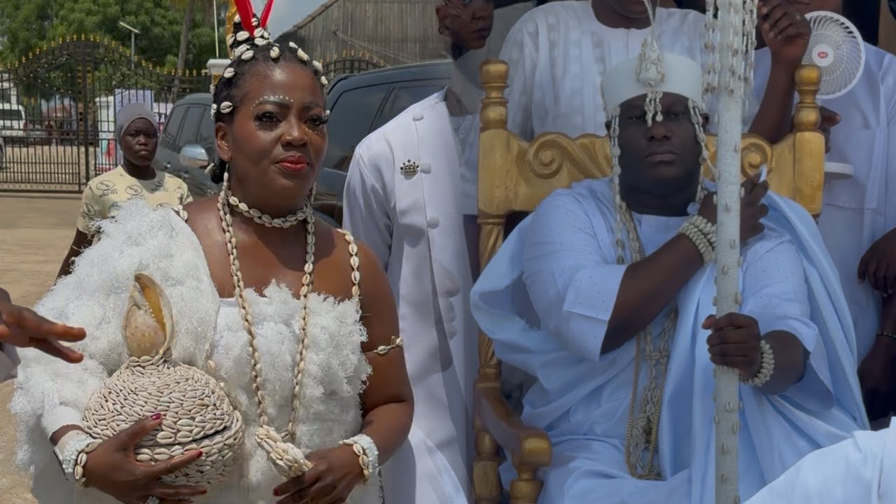 OONI OF IFE WIFE QUEEN ASHLEY ARRIVE IN A VERY BEAUTIFUL CULTURAL OUTFIT TO AJE FESTIVAL 2026