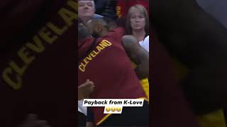 Lebron James and Kevin Love hug it out after this dunk 🤣 #shorts