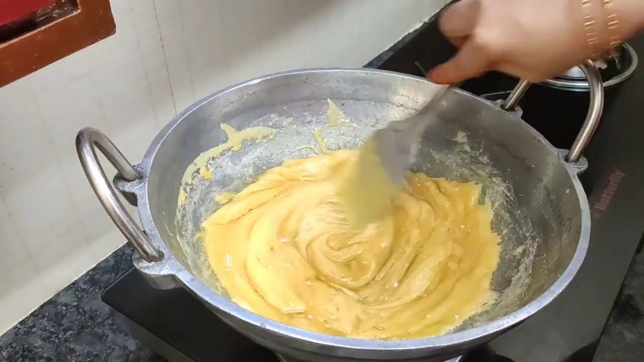 மைசூர்பாக் செய்யலாமா?  Mysorepak Recipe Tips Tricks 100 gm கடலைமாவு 25 மைசூர்பா