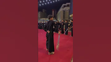 لو بيده يوصلج زحف 