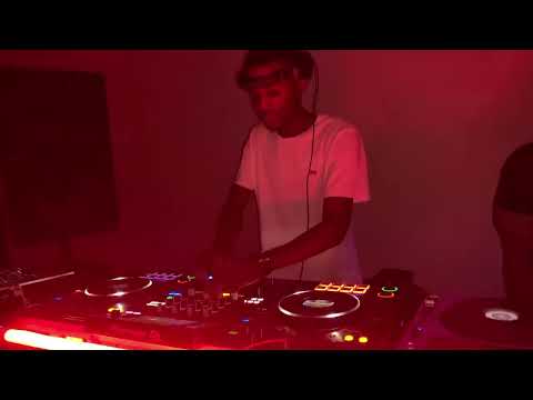 ANO NOVO 2023 DJ ARI MIX