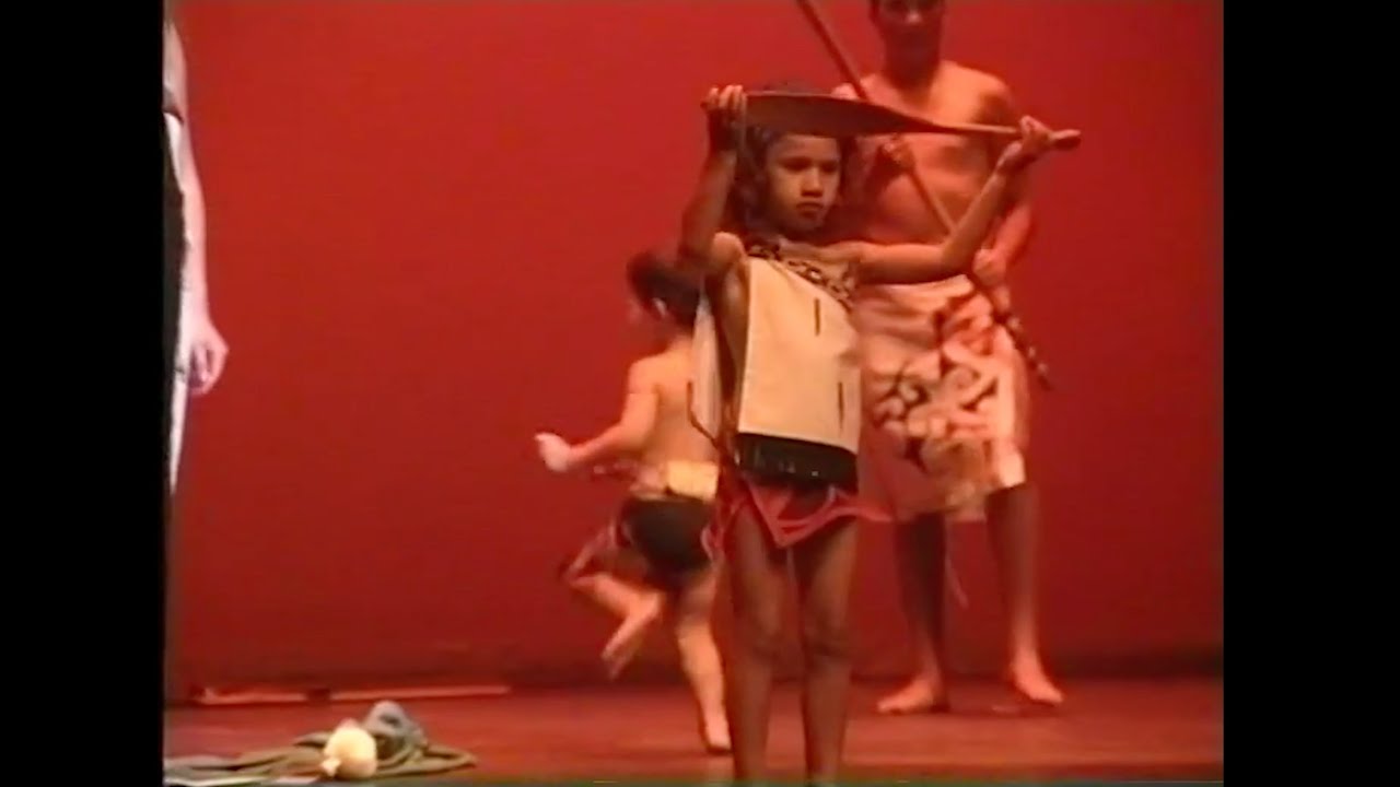 Opening to the Bahá'í on Air 'Hello World' Show - Plus a Lovely Traditional MAORI Performance