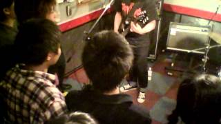 Fuzz　HOTLINE2013 島村楽器イオンモール秋田店 ゲネプロライブ動画