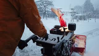 12/18 マイロータリー除雪機 ヤナセY8-10GBX 出動！ - YouTube