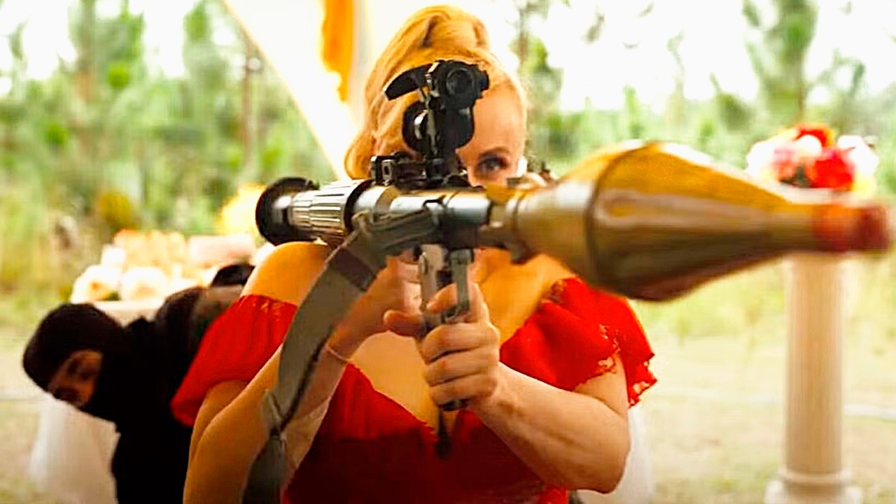 Eles Invadiram o Casamento Errado, A Dama de Honra é Agente Secreta