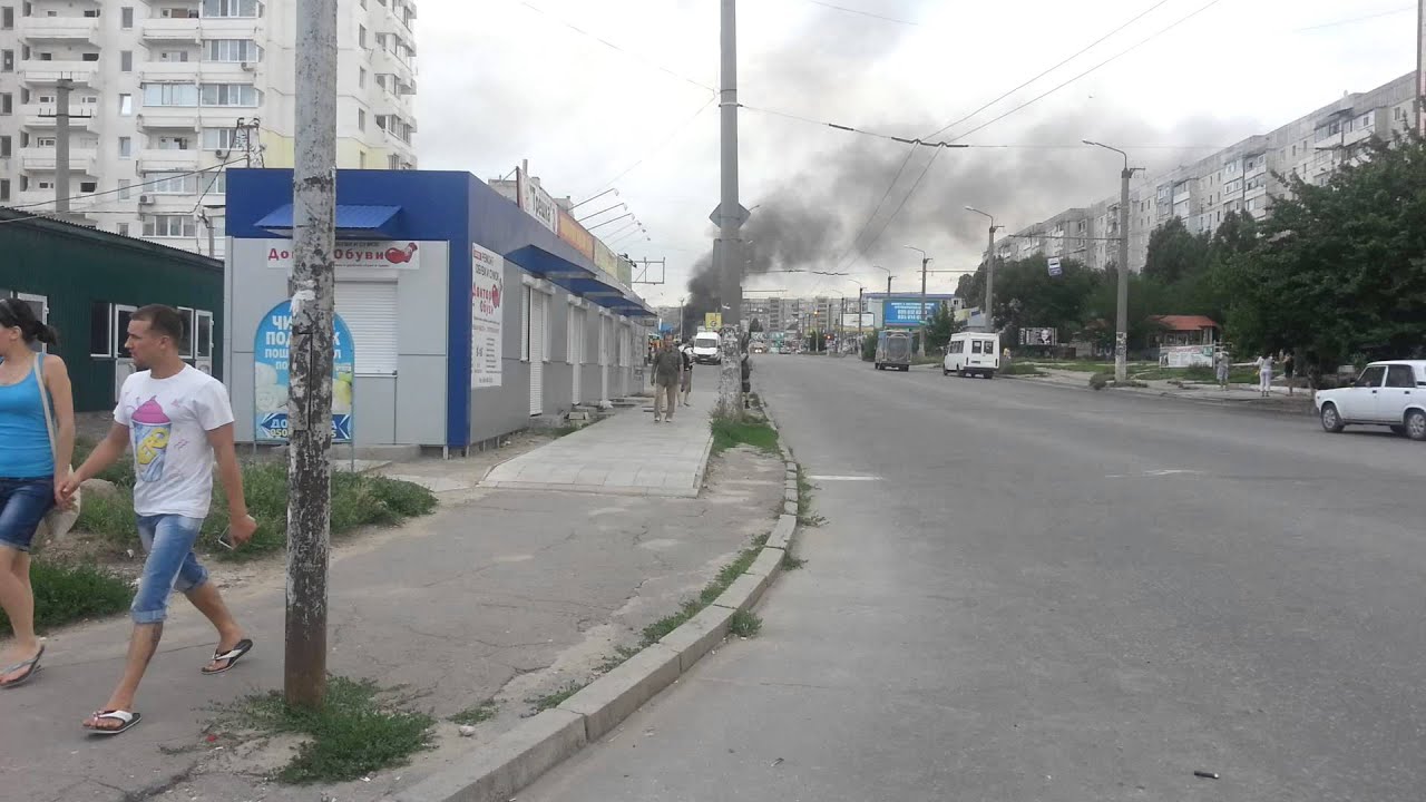 кольцо мирного луганск. луганск микрорайон мирный. кольцо квартала мирный луганск. мирный тц селена. луганск квартал ольховский дом 4.