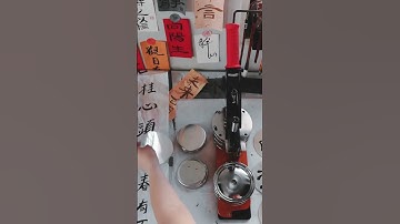 ✨ Create Custom Badges Like a Pro with the 100mm Badge Machine! ✨