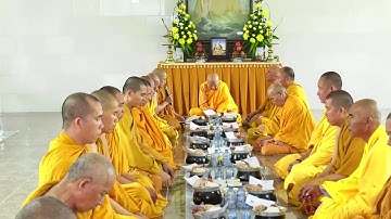 Trai tăng cúng dường tại Tịnh Xá Ngọc Thạnh - Tháng 11 năm 2017