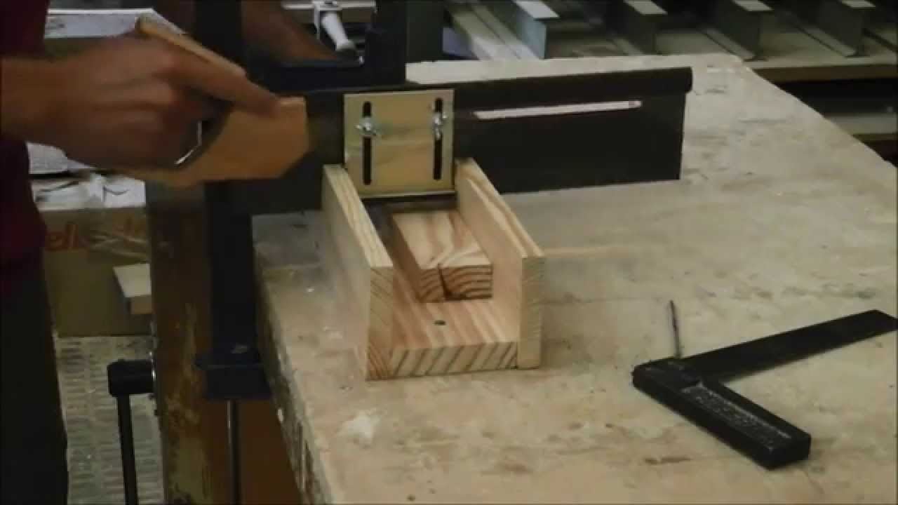 TRABAJO CON SERRUCHO COSTILLA - YouTube