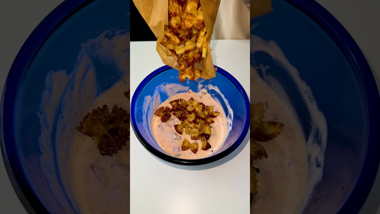 Leckerer und leichter Gurkensalat mit Pastachips!