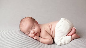 Newborn Bum Up and Bowl Posing