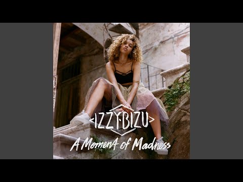 Putar Hello Crazy - Izzy Bizu