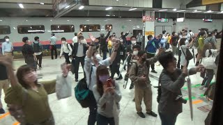 【Maxラストランの記憶】2020.10.1 E4系Maxとき337号新潟行き最終列車 東京駅発車の車窓と自動放送 2階グリーン席から