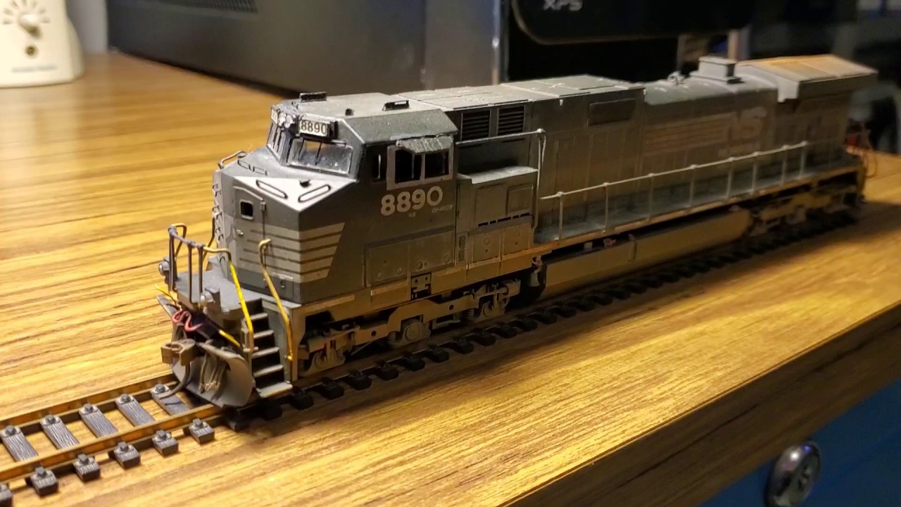 Athearn Norfolk Southern GE Dash 940CW YouTube