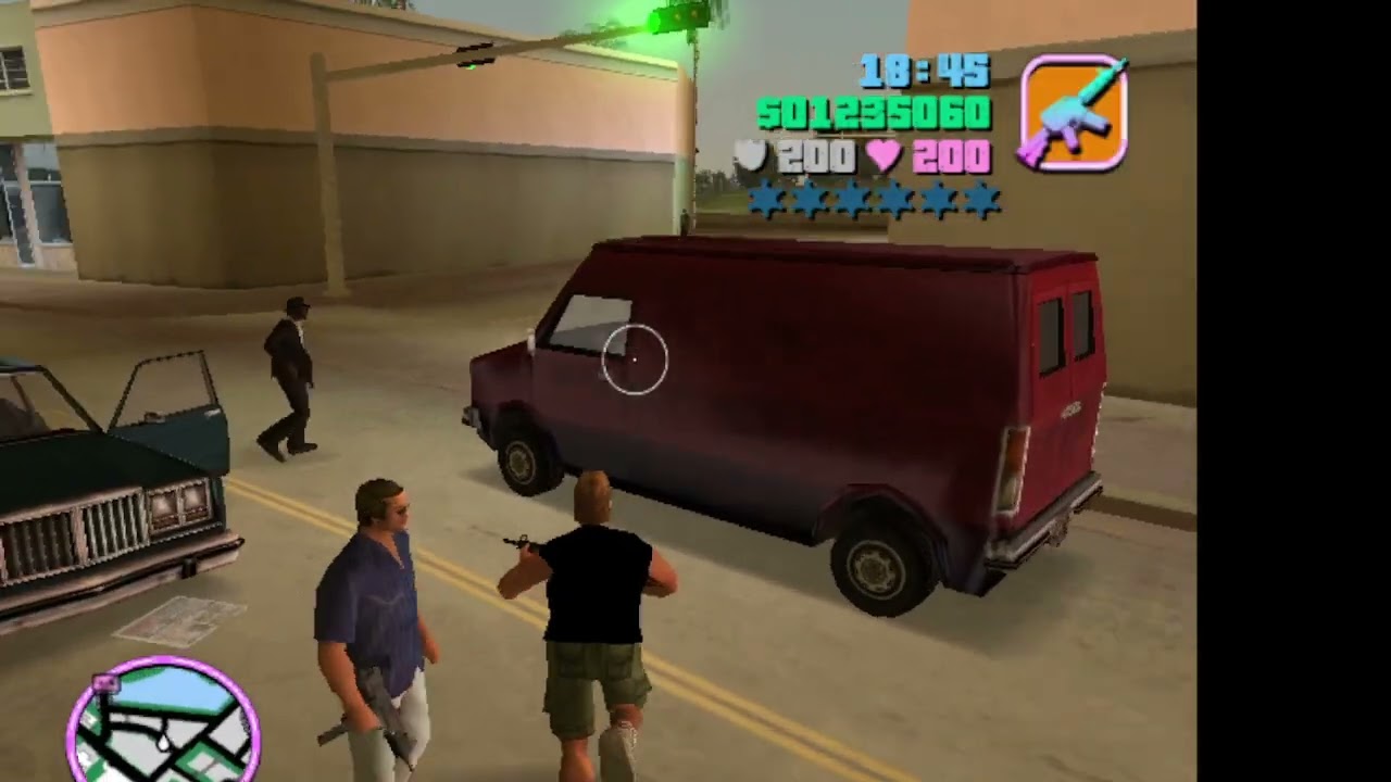Tommy Vercetti (Phil Cassidy's skin) had a run around the entire Vice City with his bodyguards.