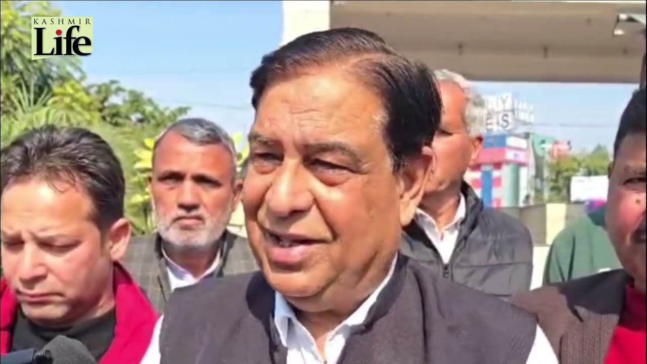 Congress Protest Halted; Top Leaders Detained in Gandhi Nagar