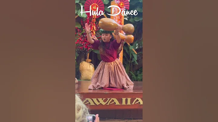 HULA SHOW - Halau Na Maka O Ka Laua'e - Royal Hawaiian Center, Waikiki #shorts, #hawaii, #huladance,