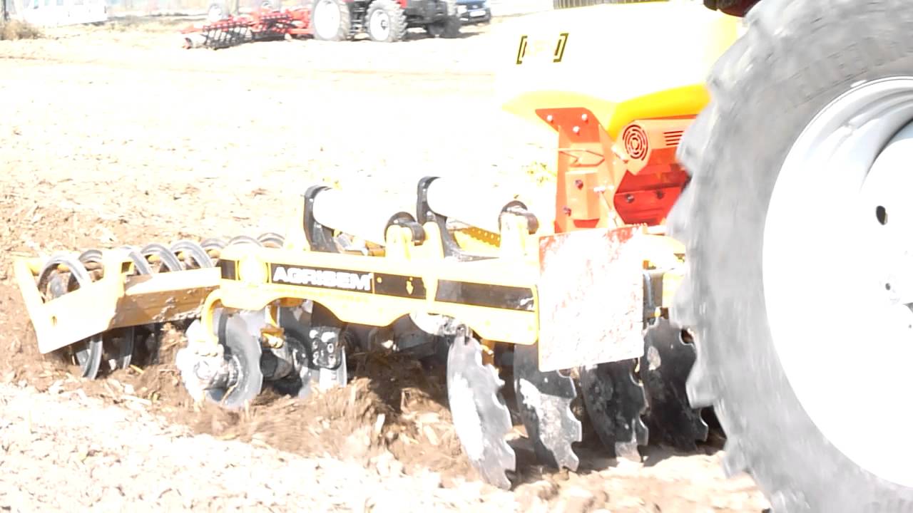 Pokazy ZIP AGRO w Wieszczycach - CASE IH PUMA + AGRISEM MAXI MULCH + APV PS