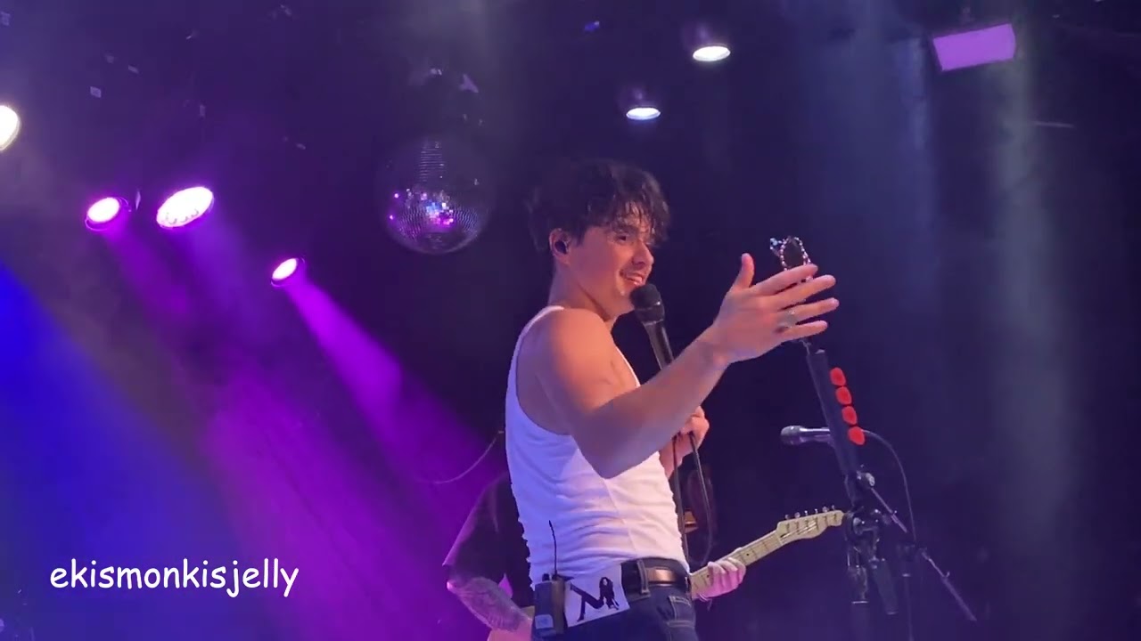 Bradley Simpson - Picasso | Moroccan Lounge