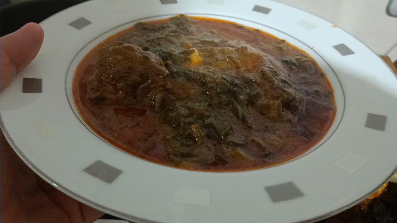 مرقة خضرة باللحم نودكم و لا نشهيكم، وصفة على أصولها، فيديو تعليمي ، خبز طابونة بالفارينة 