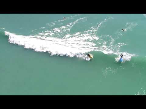 Tauranga Bay - Surfing