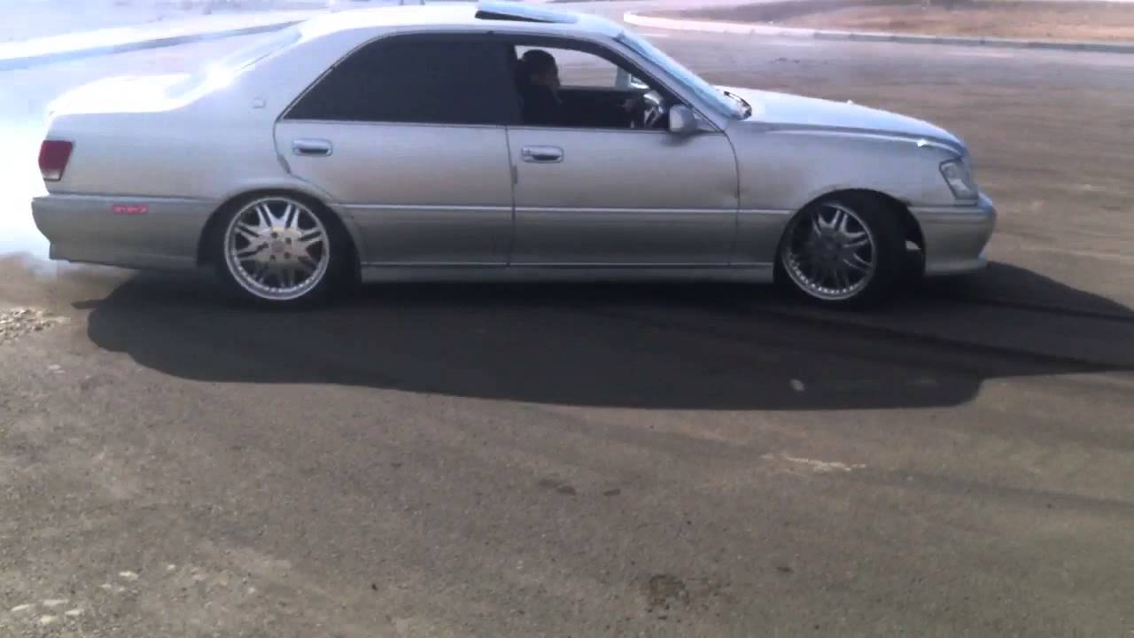 Toyota crown drift