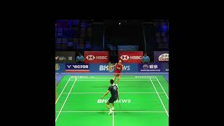 Powerful Body Smash Brian Yang vs Li Shi Feng Thomas Cup #badminton#sports #shorts #羽毛球#bwf