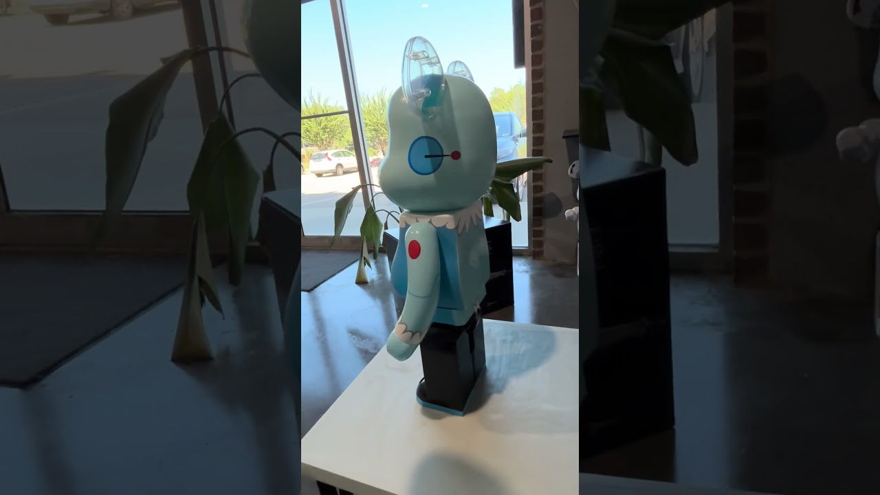 My Favorite Cartoon as a Be@rbrick | Rosie the Robot 1000% - YouTube
