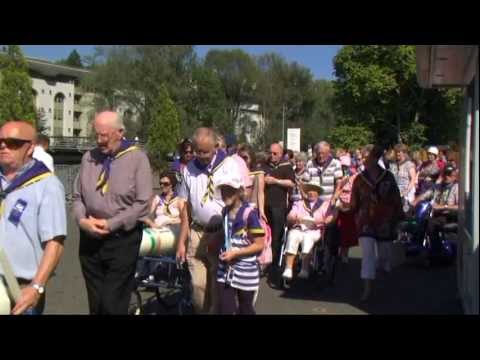 Lourdes 2011 : Arklow (Ireland), the candle's Jubi...