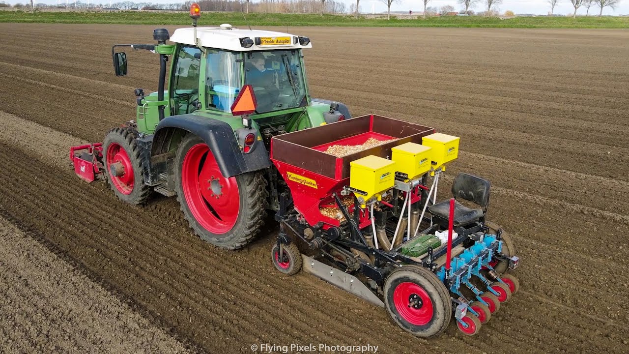 Plantuien planten | Planting onions | Zwiebeln pflanzen |  2 x Fendt 313 | Koningsplanter | Lemken