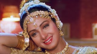 Chand Ka Tukda - Aaj Radha Ko Shyam Yaad Aaa Gaya