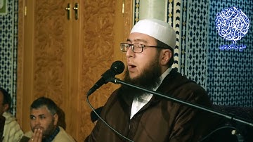 القارئ عبد الحكيم الجزائري قراءة أندلسية جزائرية عاصمية لسورة الحاقة   YouTube