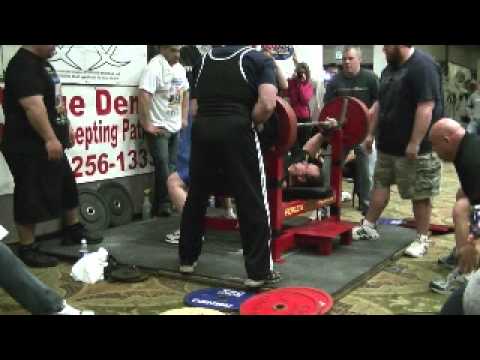 Bert Hafner record bench press 545 lbs