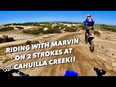 видео: Marvin Musquin et David Vuillemin roulent en 250 2-temps à Cahuilla Creek