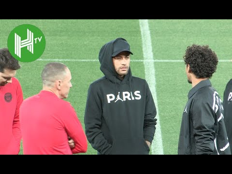 Neymar and Paris Saint-Germain team-mates walk around Anfield - Liverpool v PSG