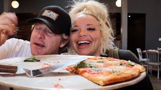 EATING THE BEST PIZZA IN SANTA BARBARA! (boyfriend mukbang)