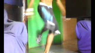 Samuel Dançando Rebolation Pop.3gp.3gp