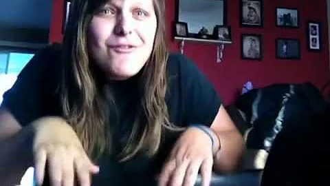 Kaylee singing
