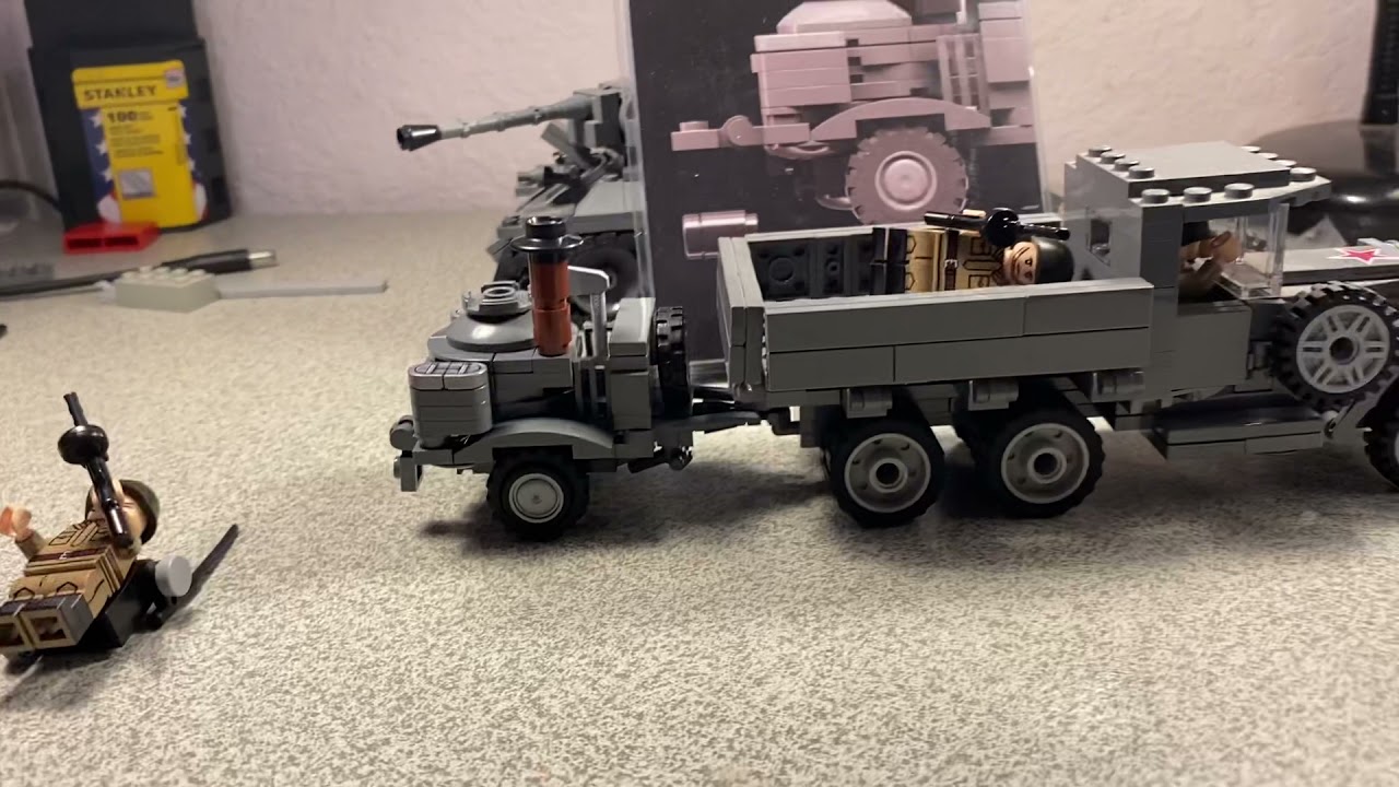 Brickmania KP-2-49 Soviet field kitchen