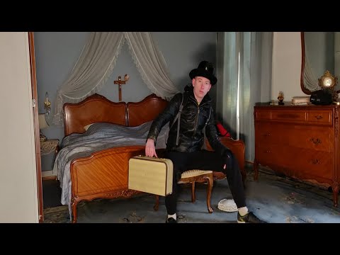 After The Owner Died In This Bed In 1988 This Hotel Abandoned. *NOW EVERYTHING IS STILL LEFT BEHIND*