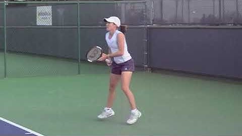 Justine forehand Split step and unit turn