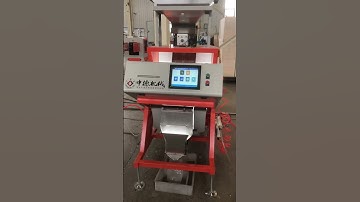 Color sorter distinguishes between mixed colors in plastic scraps #machine #farming #factory