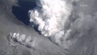 御嶽山噴火活動続く ２日目