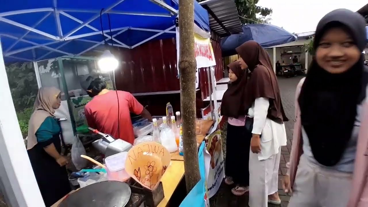 War takjil sentra kuliner mireng trucuk