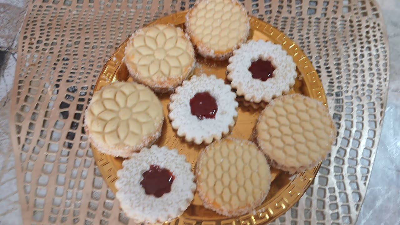 ✨ صابلي بالمعجون… الذوبان يبدأ من أول لقمة! 🍓💫