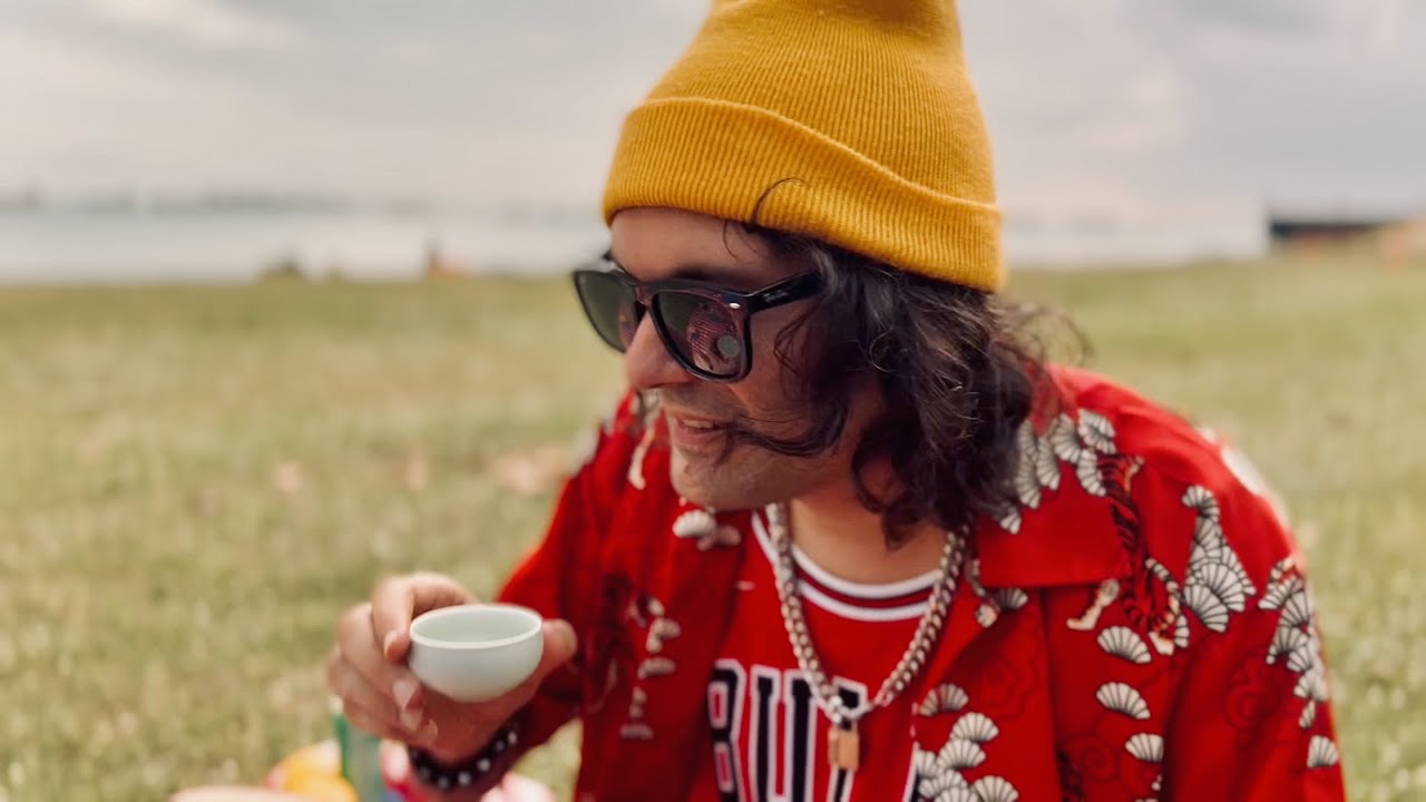 Watch WAVEBOMB - Tea Time (Official Music Video) on YouTube Watch WAVEBOMB - Tea Time (Official Music Video) on YouTube