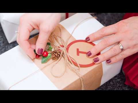 Cricut Christmas Calendar: Day nine (Leather gift tags)
