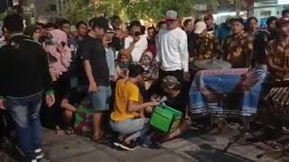 Angklung Malioboro !!! Pada ngincer yang tengah ( AMBILKAN GELAS ) cover